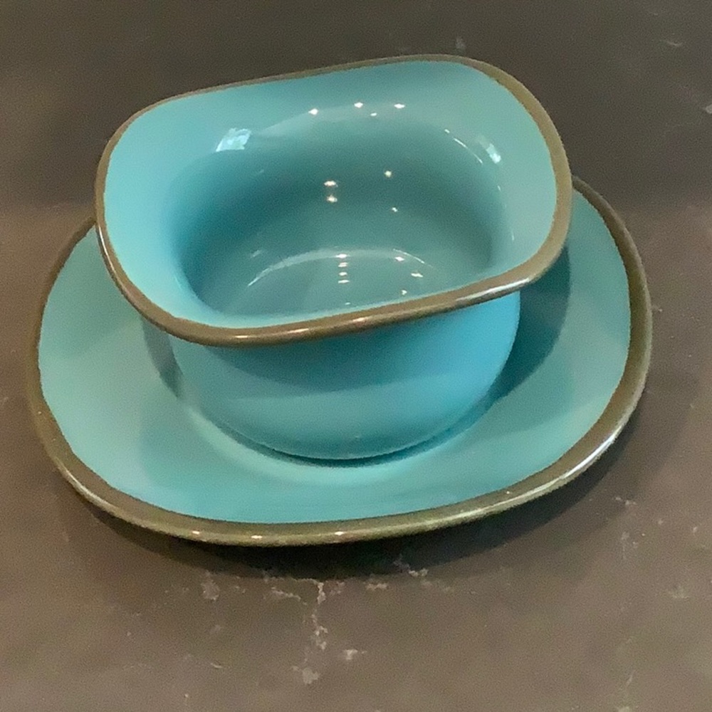 SLAH-Tuscan Accent set of 2 saucers and bowls NWOT